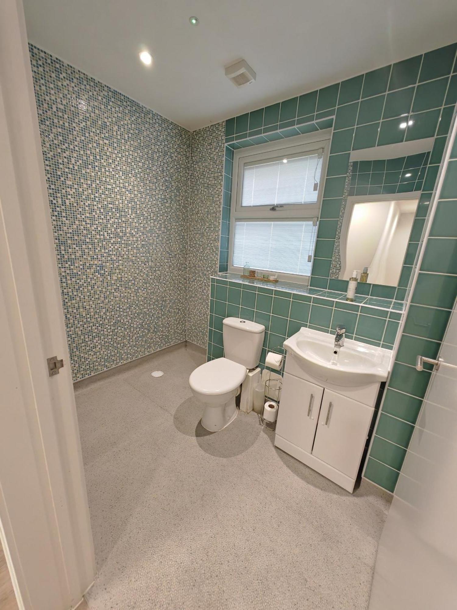 Slieve Apartment Suites 버밍엄 외부 사진